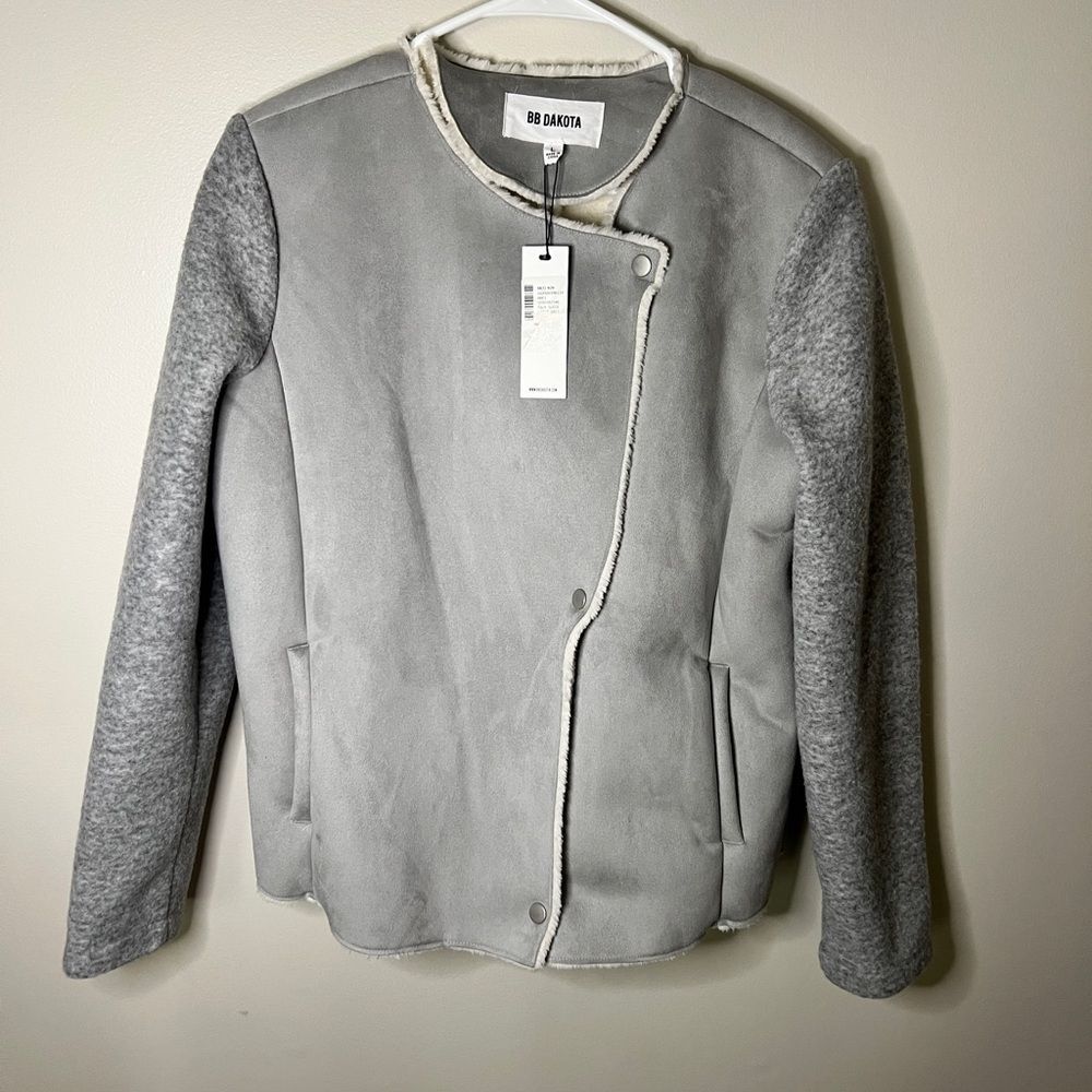 BB Dakota BNWT fur lined jacket size L grey and white womens